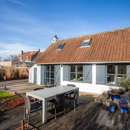 Holiday home Duinhoek 4 De Panne